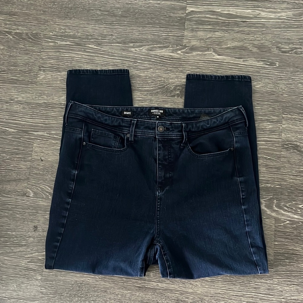 Curves 360 jeans by NYDJ size 18